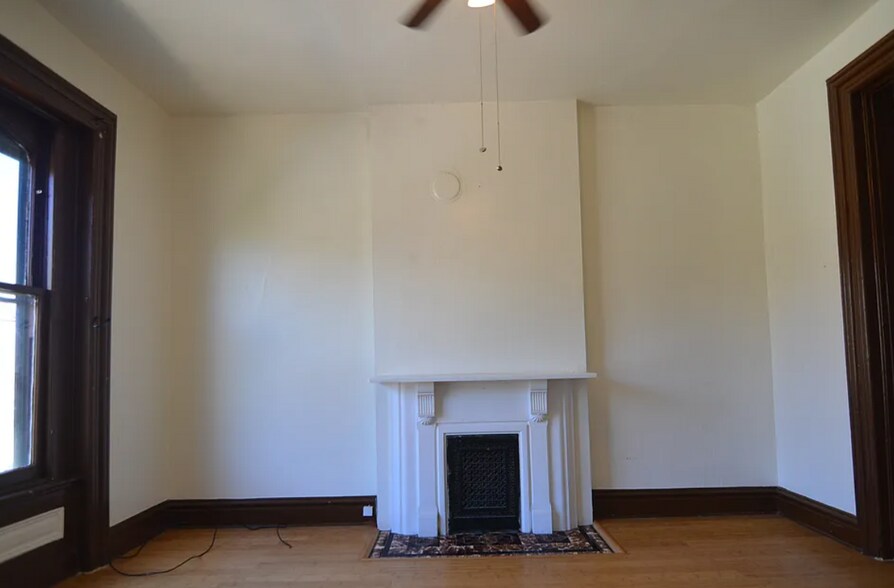 Building Photo - 2734A Armand Pl