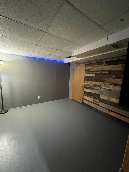 Building Photo - 3860 Burkey Rd