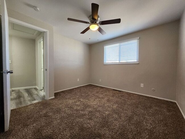 Building Photo - 2-Bedroom Townhome with Fenced Backyard and Modern Updates! |Utilities Included!