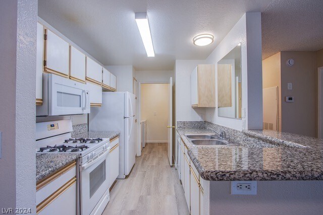 Building Photo - 2200 S Fort Apache Rd