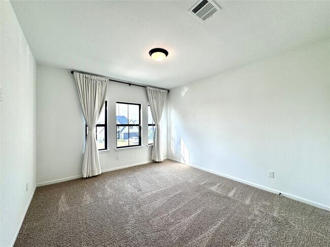 Building Photo - 29631 Mahogany View Ln