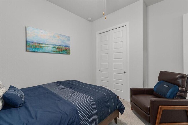 Building Photo - 5855 San Savino Dr