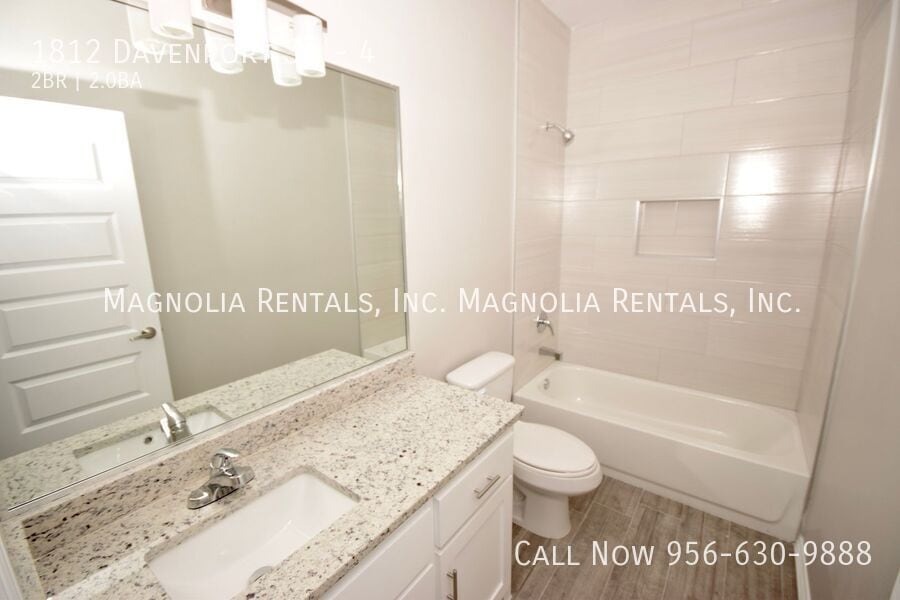 Building Photo - 1812 Davenport St