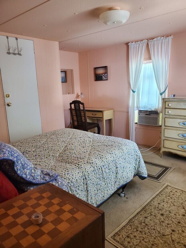 Building Photo - Furnished Mobile Home For Rent in 55 plus ...