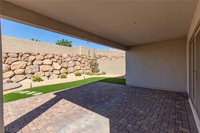 Building Photo - 2267 High Perch St