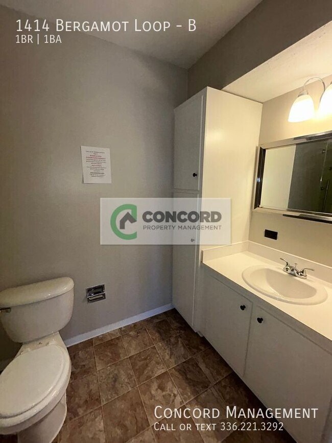 Building Photo - 1414 Bergamot Loop