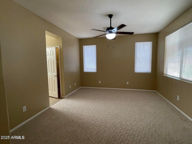Building Photo - 38410 N Pagoda Ln