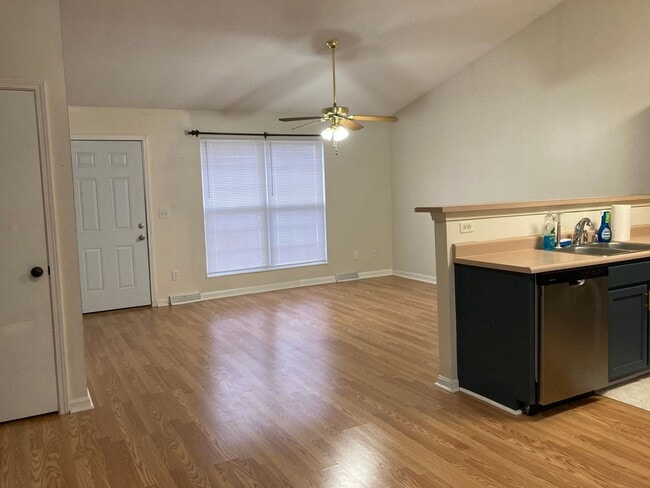 Building Photo - NEW YEAR & New and Improved Price