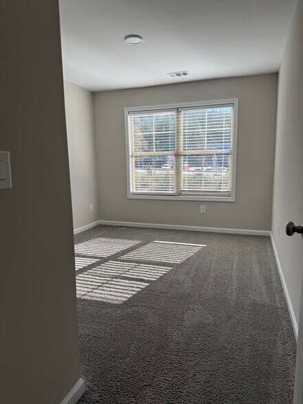 Building Photo - 3382 Mount Zion Rd