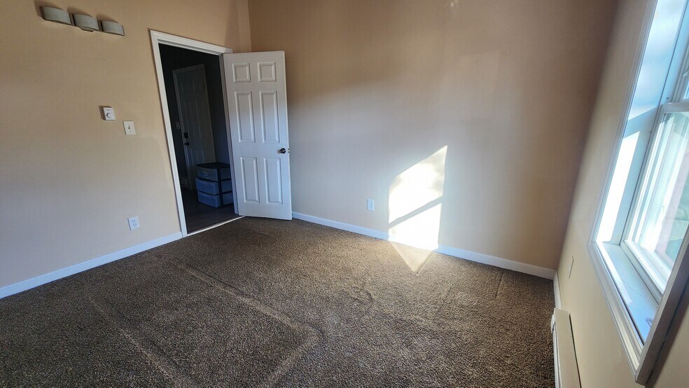 3rd bedroom - 40 Northern Dr