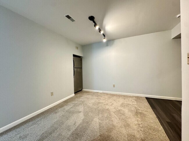 Building Photo - 11328 Sheffield Ln