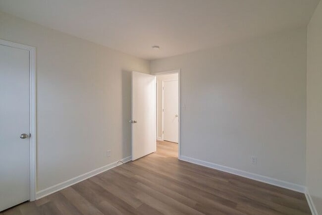 Building Photo - Newly Renovated 3-Bedroom Ranch with Spacious Yard!