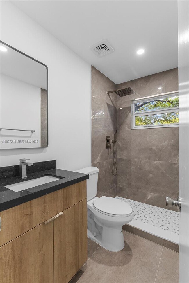 Building Photo - 3265 Griffin Rd