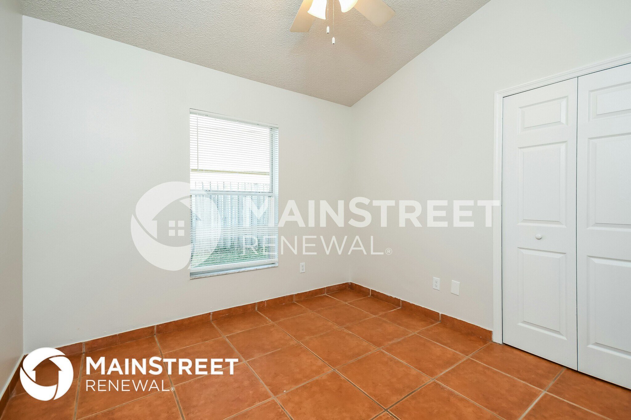 Building Photo - 9751 Red Clover Ave