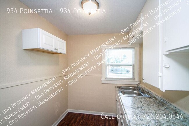 Building Photo - Cozy House in Harvard Place/ Eastlawn