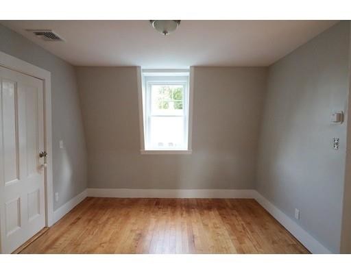 Building Photo - 83 Laurel Ave