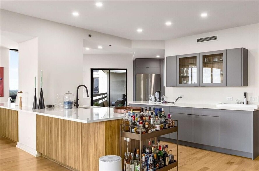 Building Photo - 2660 Peachtree Rd