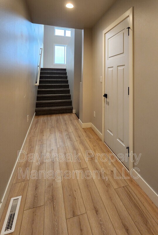 Building Photo - 6728 66th Ave S