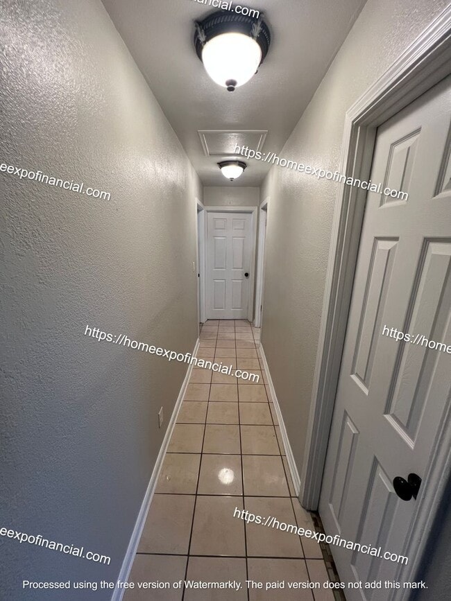 Building Photo - Nice Home For Rent