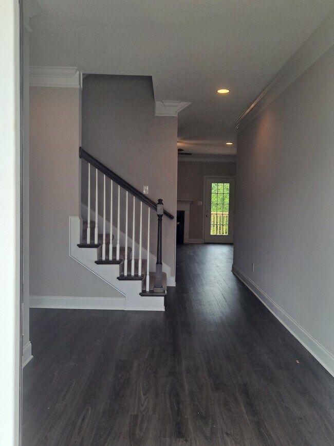 Building Photo - 9218 Upstream Ln
