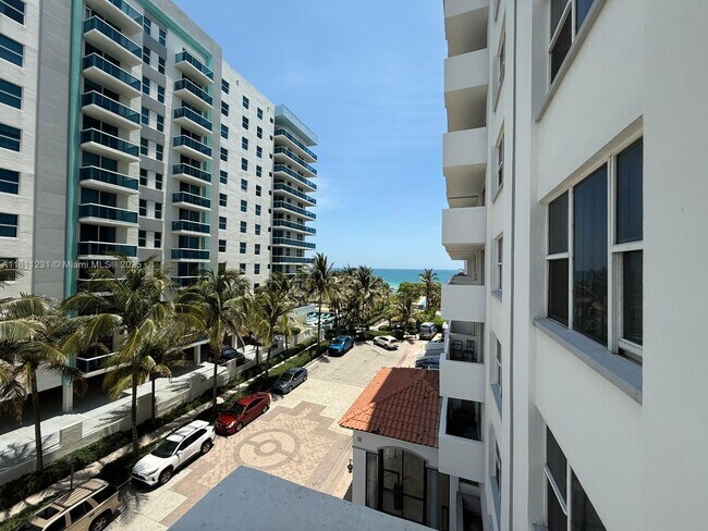 Building Photo - 9195 Collins Ave