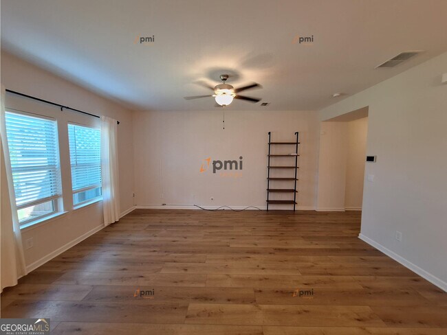 Building Photo - 4644 Piston Jct SW