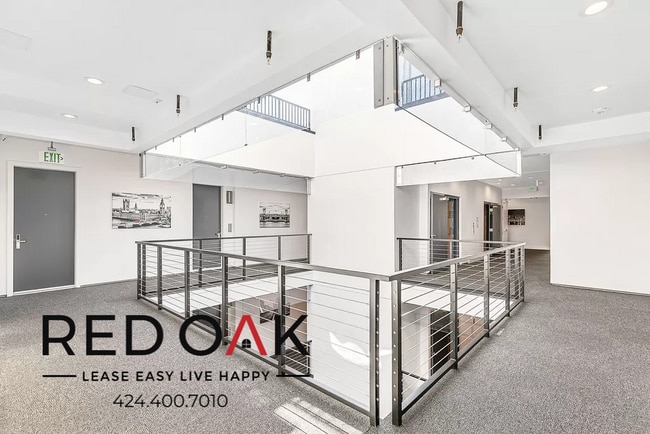 Building Photo - 12444 1/2 Chandler Blvd-514