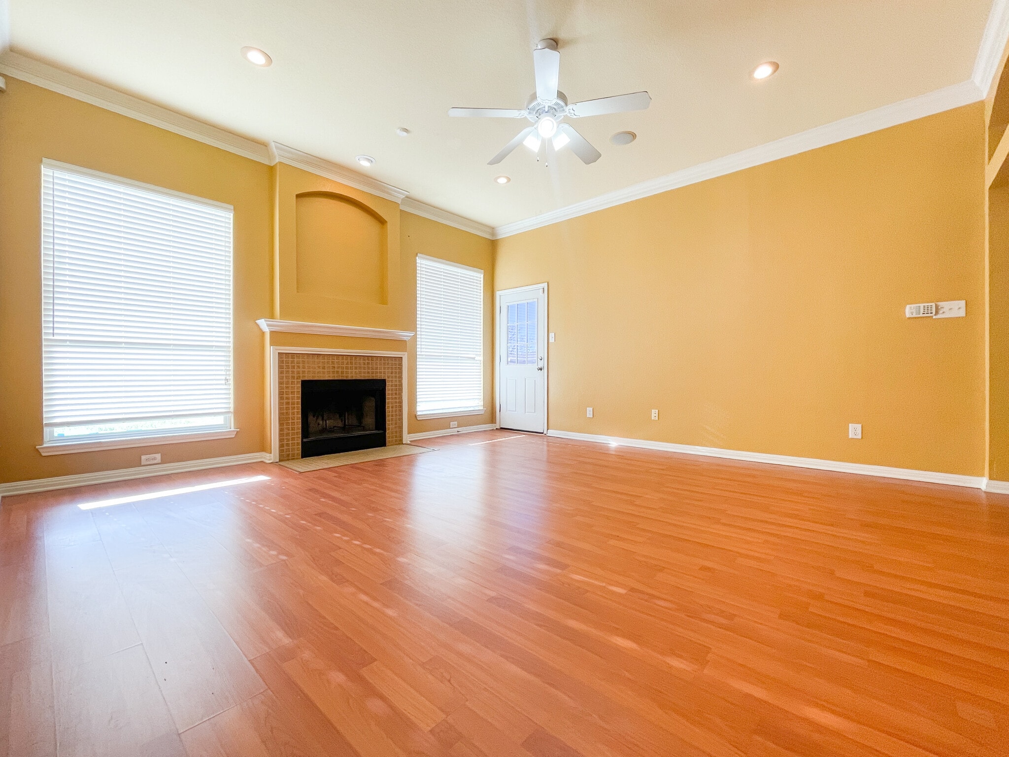 Building Photo - 10113 Condor Loop