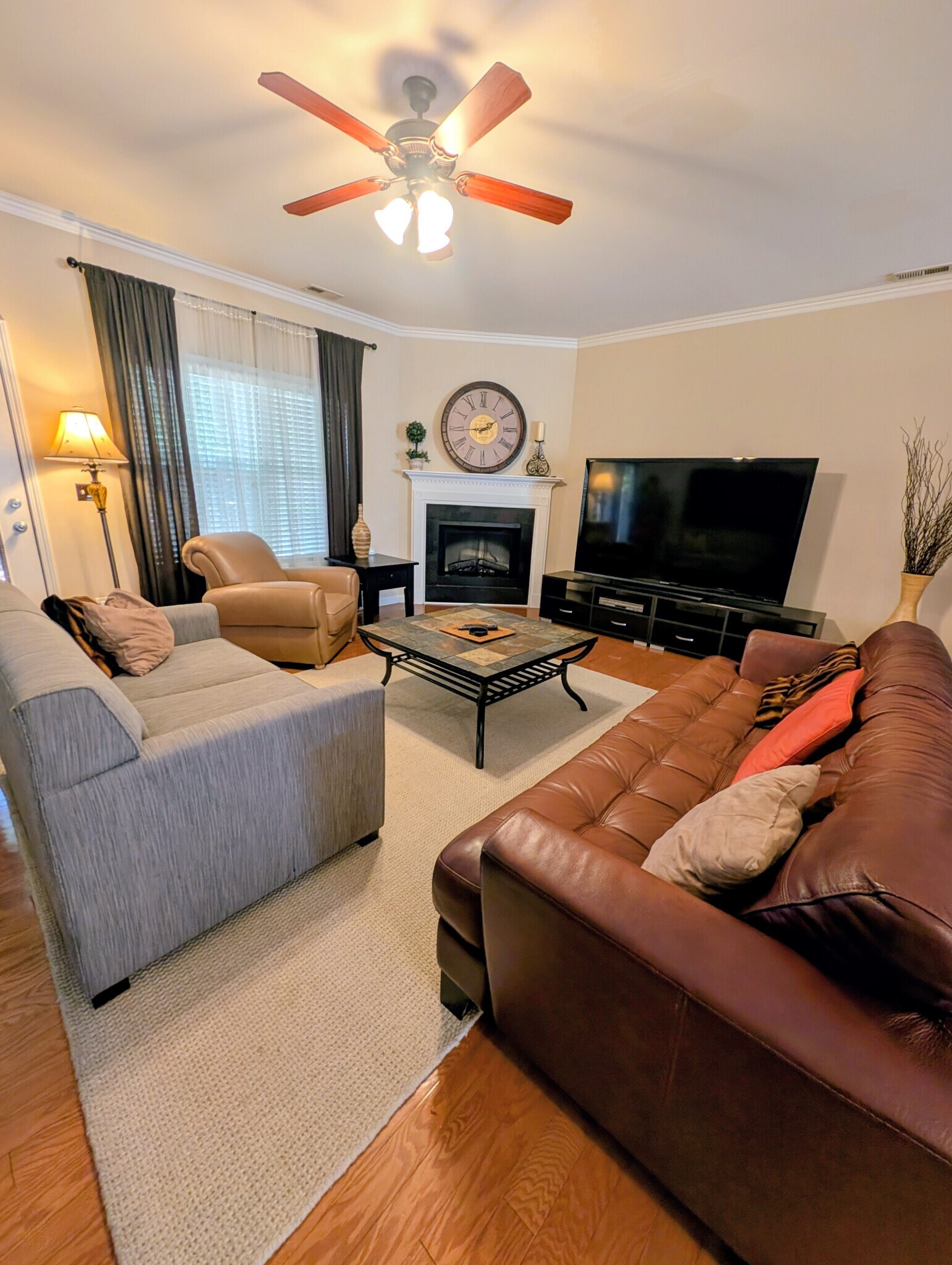 Building Photo - 711 Keystone Park Dr