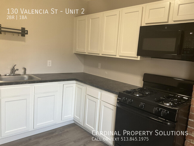 Building Photo - 2 Bedroom Apt in Mt Auburn  - Available Im...