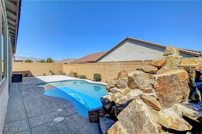 Building Photo - 5424 Kamilla Raen St