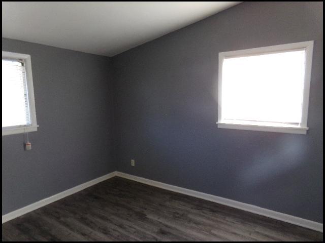 Building Photo - 1215 W 37th St