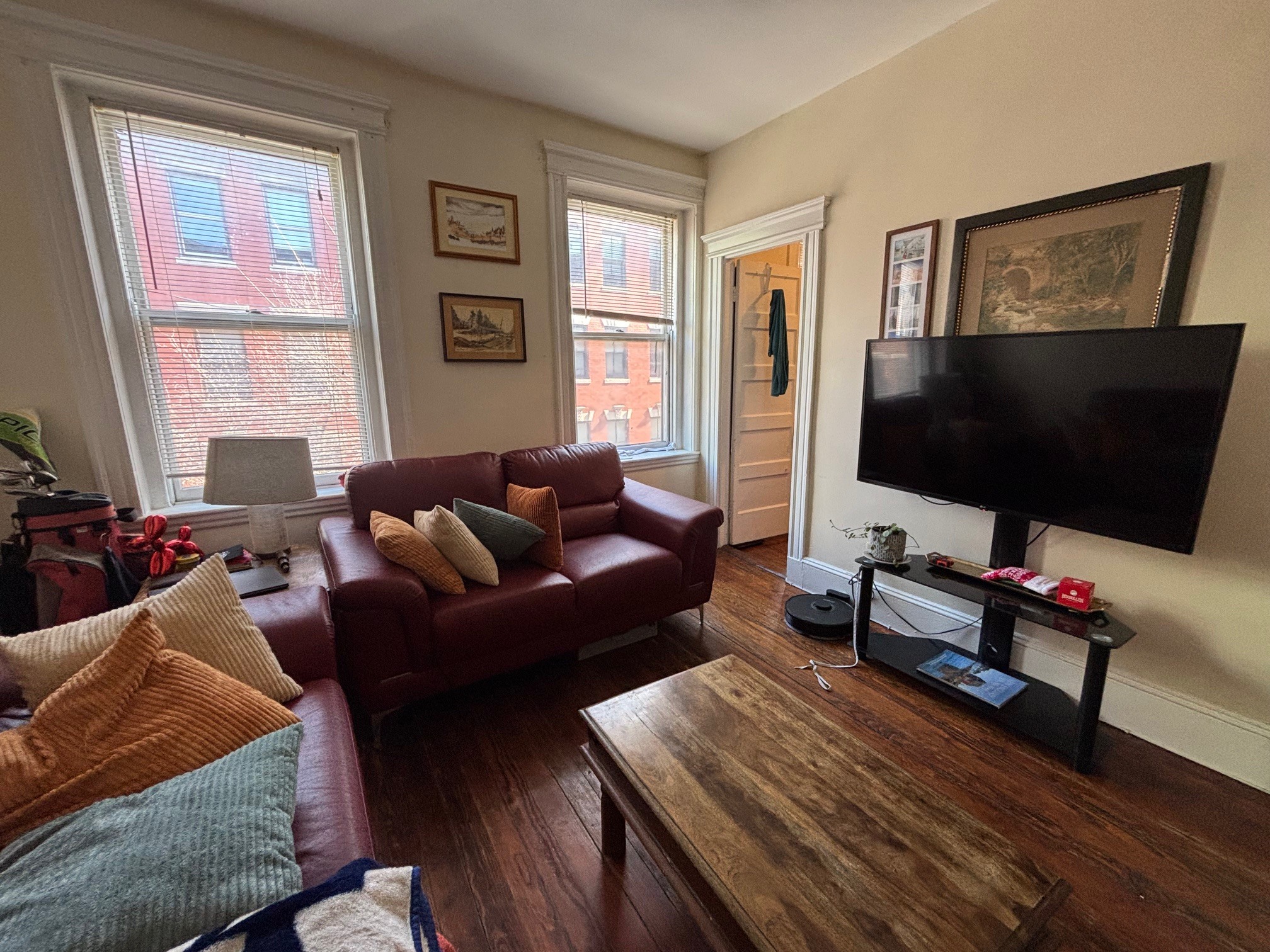 Building Photo - 8 Grove St