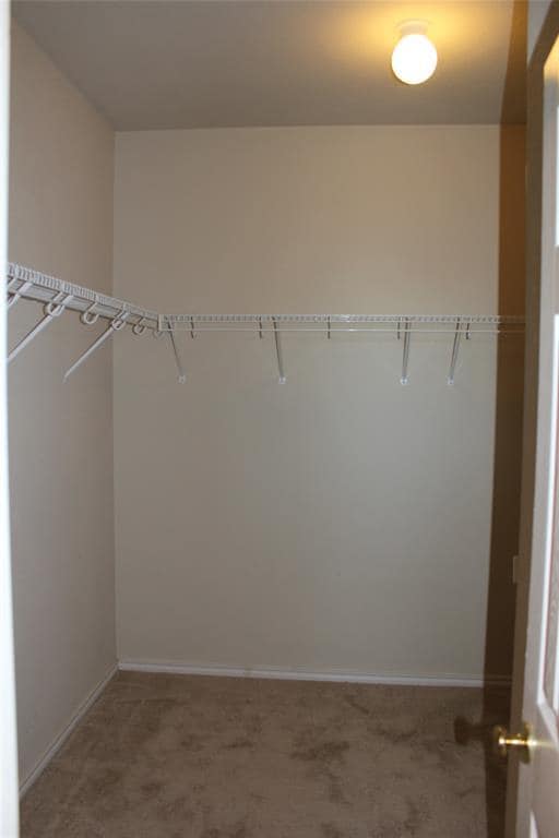 Building Photo - 208 Firwood N