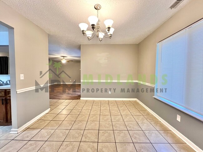 Building Photo - 6008 Village Creek Dr