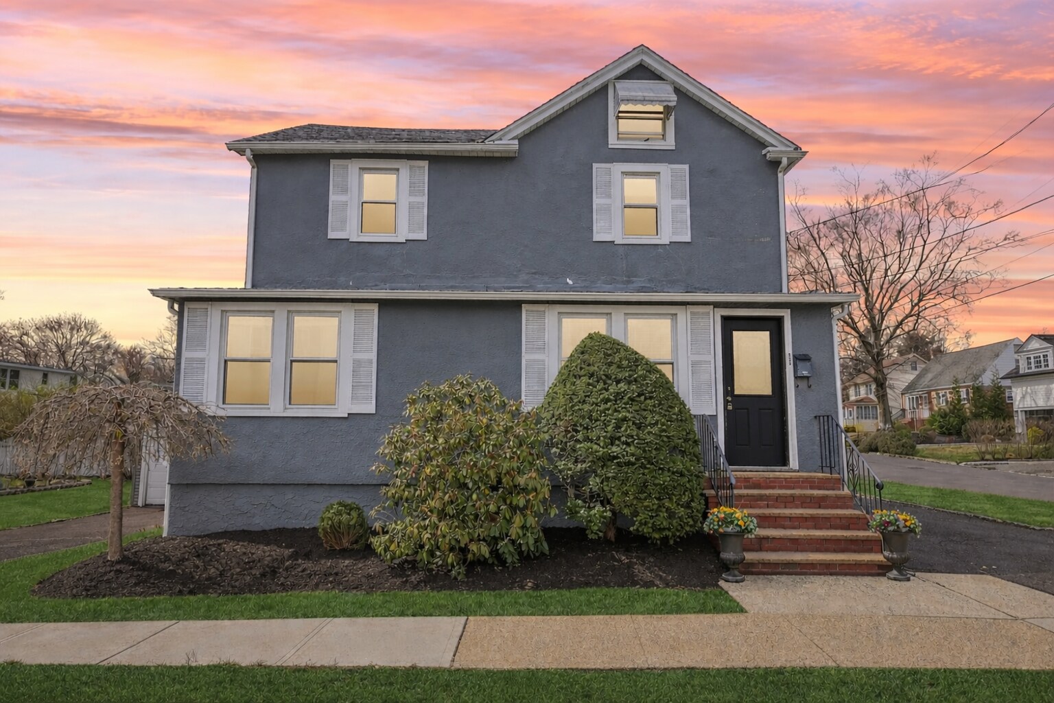 Main Entrance - 131 Livingston Ave