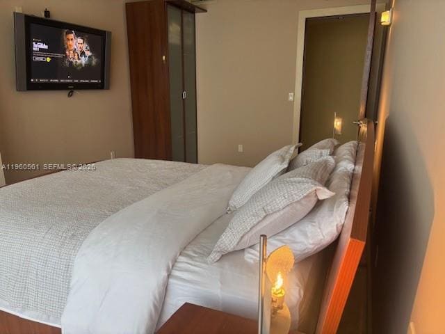 Building Photo - 100 Lincoln Rd