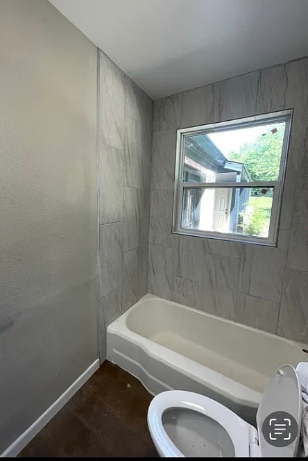 Building Photo - 1523 N Englewood Ave