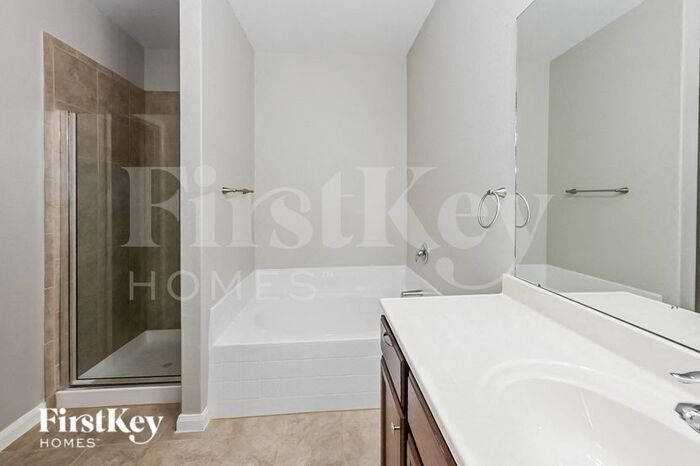 Building Photo - 22719 Overland Bell Dr