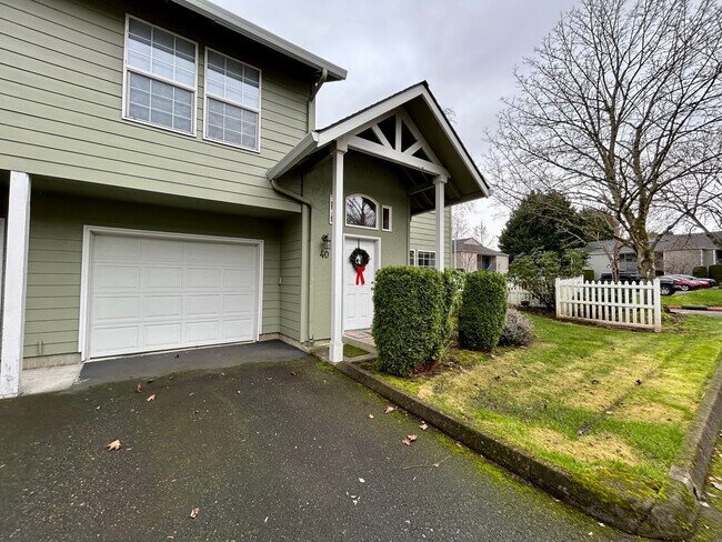 Building Photo - VA-FEY01