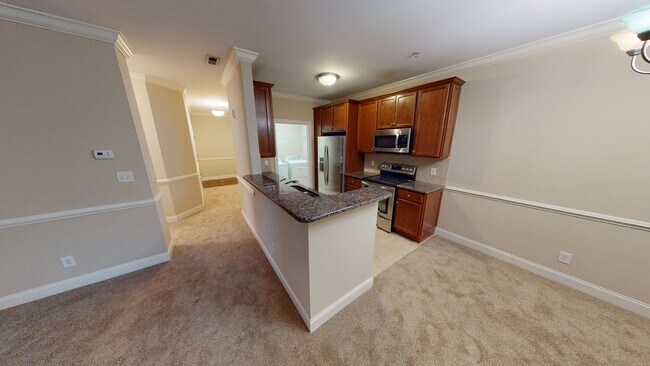 Building Photo - Extra Large Condo in Anderson Creek Club C...