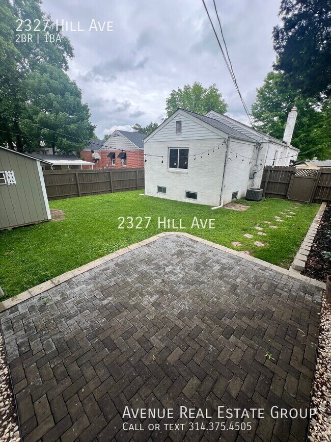 Building Photo - 2327 Hill Ave