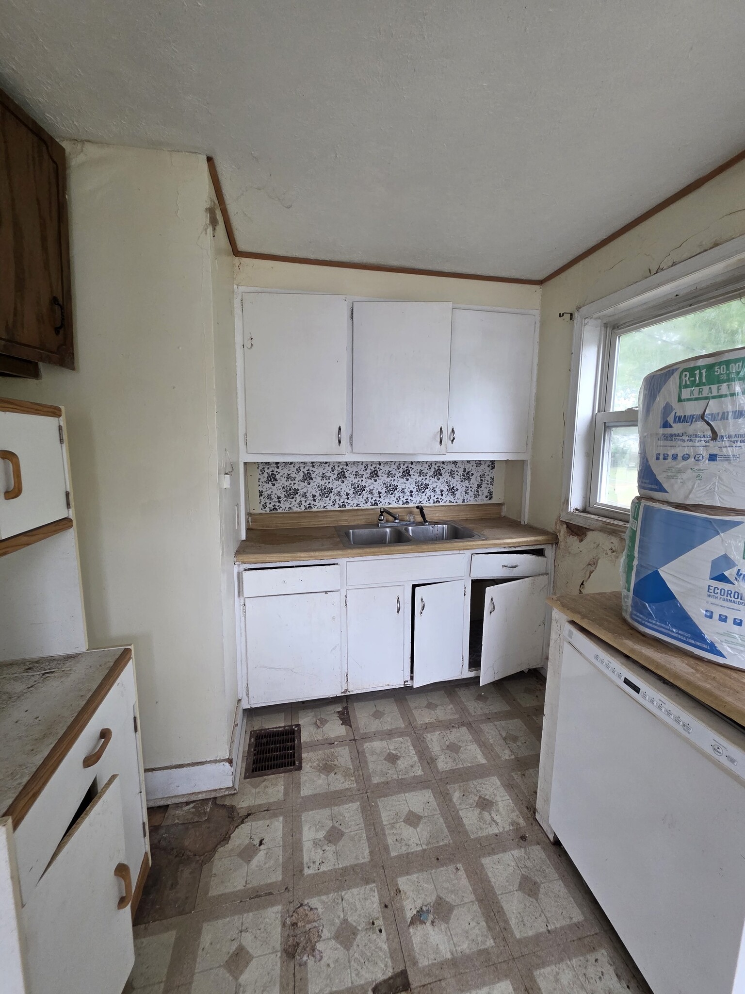 Building Photo - 1311 E Garfield Ave