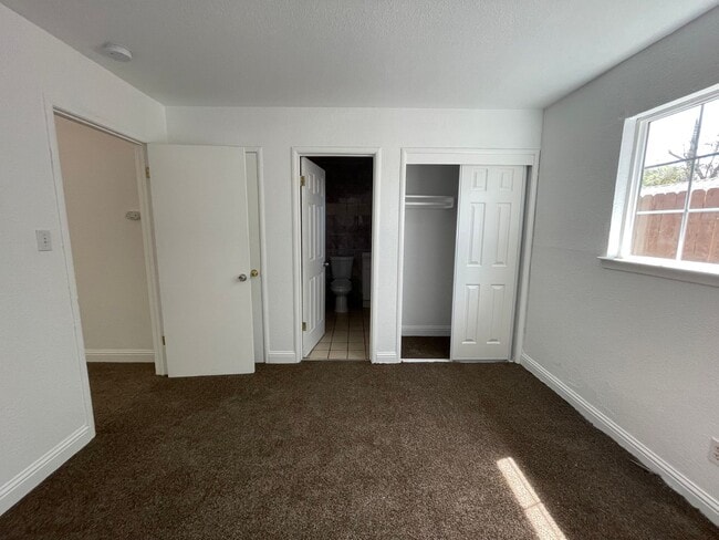 Building Photo - 4357 College Way