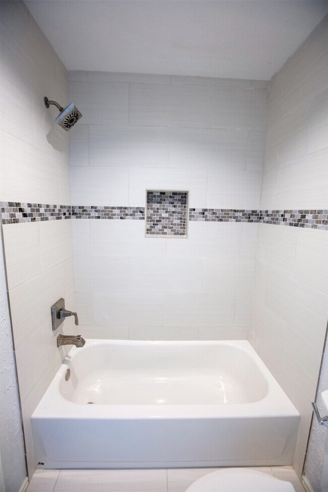 Building Photo - 415 Abbott Cir