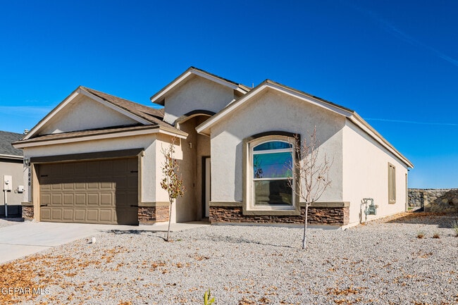 Building Photo - 1040 Indigo Sky St