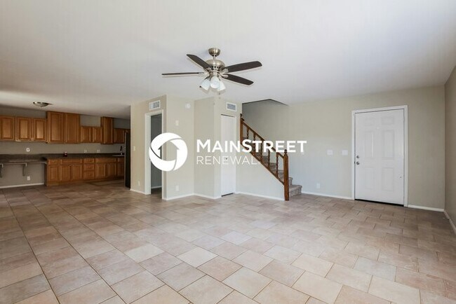 Building Photo - 4 Bedroom Pet-Friendly Home in Glendale, AZ with Main Street Renewal