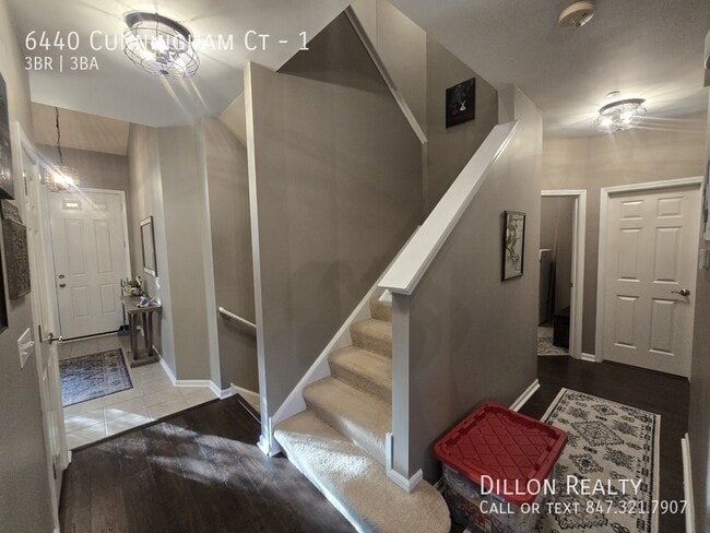 Building Photo - 6440 Cunningham Ct