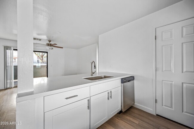 Building Photo - 3065 N 67th Ave