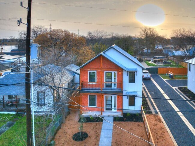 Building Photo - Historic District of Dignowity Hill